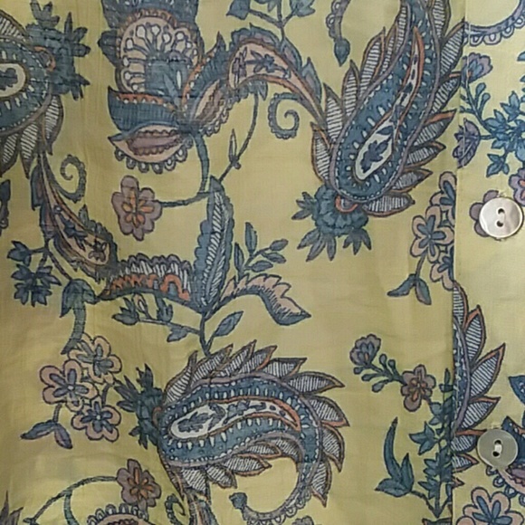 Blouse - Picture 2 of 3